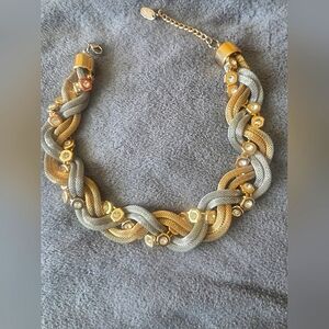 Gold and Silver Chain Link Necklace. NEW Never Worn 🌺